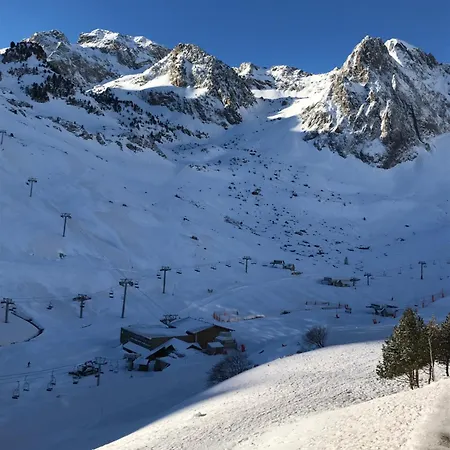 Joli Renove 5p Avec Parking A La Mongie Tourmalet Apartment Bagneres-de-Bigorre